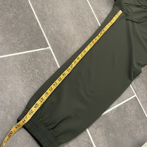 Athleta Metropolis Jogger size 8Tall - Picture 7 of 11